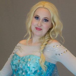 Meet your Posher, Carly